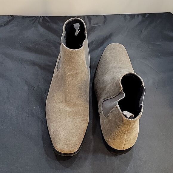 EXPRESS ALMOND TOE SLIP-ON MEN'S LEATHER BOOT - Picture 5 of 16